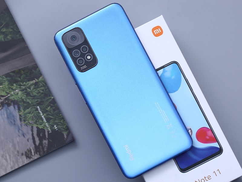 Trường hợp cần phải thay nắp lưng Xiaomi Redmi Note 11
