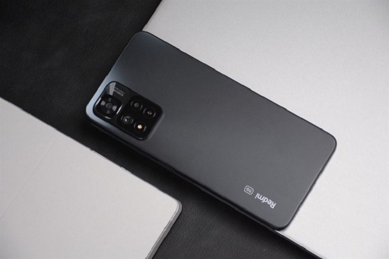 Trường hợp cần thay nắp lưng Xiaomi Redmi Note 11 Pro Plus 5G