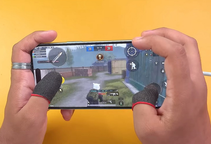 thay-pin-iphone-15-plus