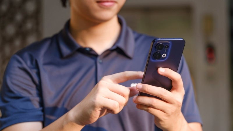 Khi nào cần thay pin Oppo Reno13 5G?