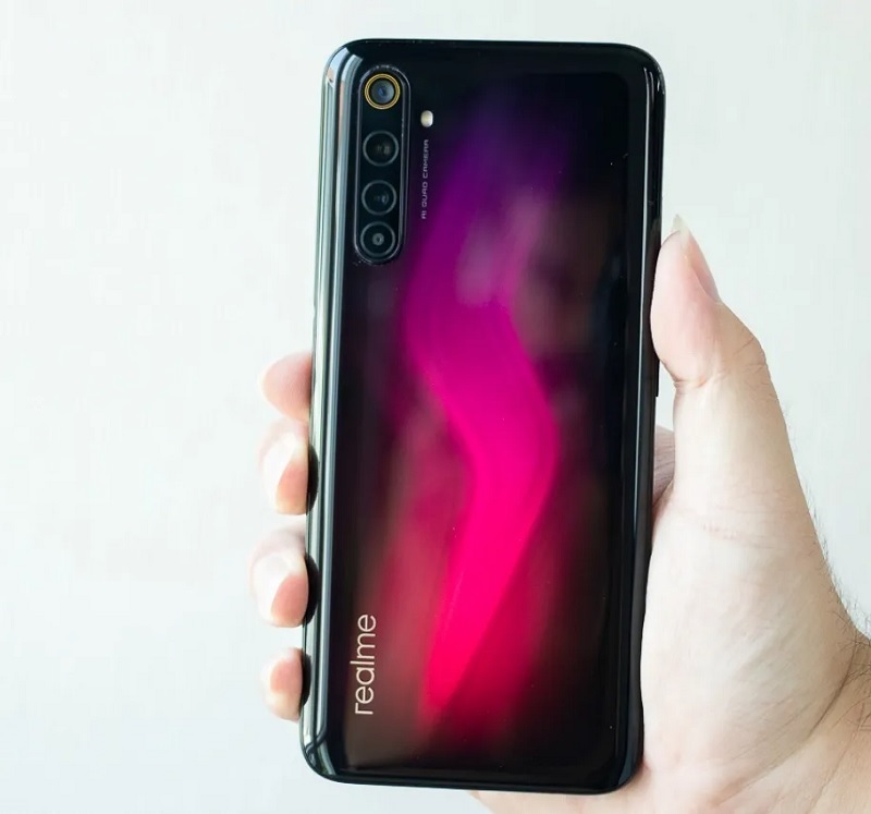 Những điều bạn cần biết về dịch vụ thay pin Realme 6 Pro