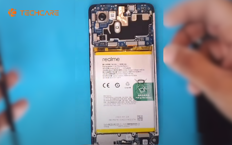 thay-pin-realme-c55