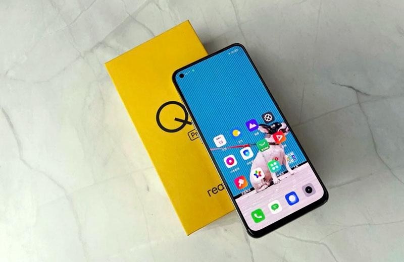 Những điều bạn cần biết trước khi đến thay pin Realme Q3 Pro tại trung tâm