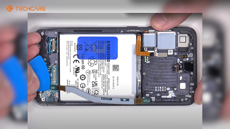 thay-pin-samsung-galaxy-s24-plus-gia-tot