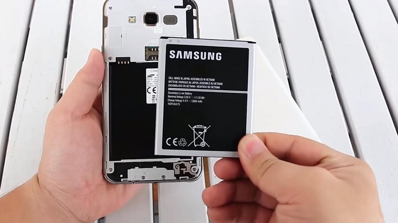 Hiện tượng Pin Samsung Galaxy Y bị xuống cấp