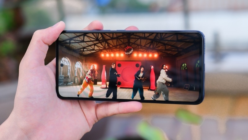 Khi nào bạn cần thay pin Vivo Y100?