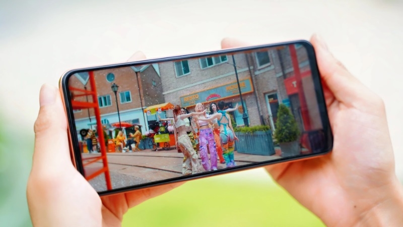 Khi nào bạn cần thay pin Vivo Y18?