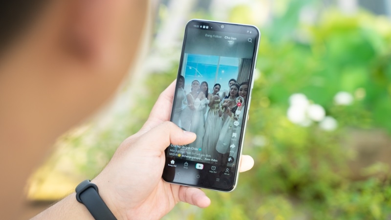 Khi nào cần thay pin Vivo Y18s? - Chuyên môn từ các chuyên gia Khi nào cần thay pin Vivo Y18s? - Chuyên môn từ các chuyên gia