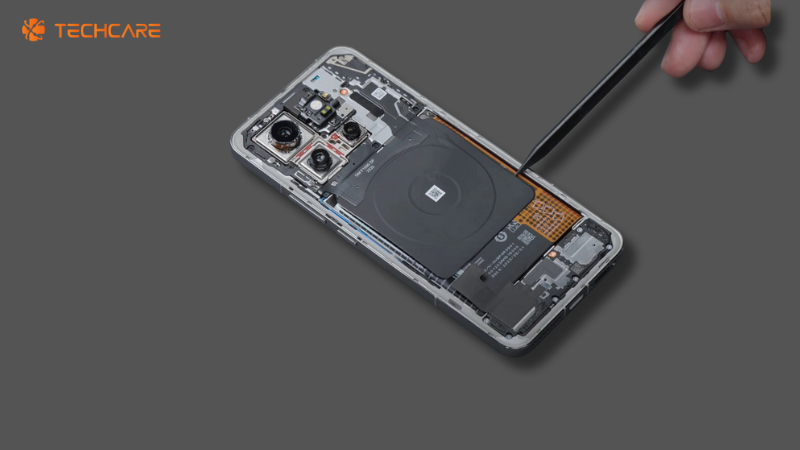 thay-pin-xiaomi-14-pro-chinh-hang