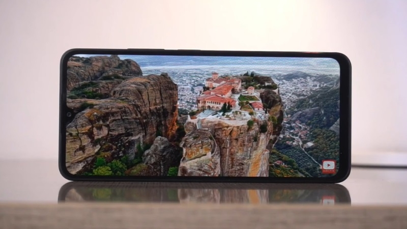 Khi Nào Bạn Cần Thay Pin Xiaomi Redmi 15C?