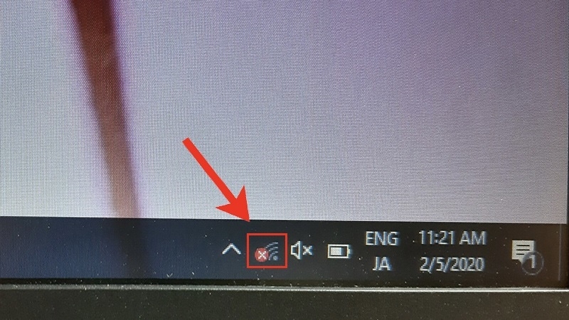 Nguyên nhân dẫn đến lỗi wifi laptop bị gạch chéo đỏ là gì?