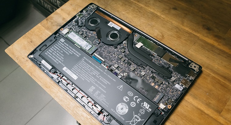 Chơi game quá lâu sẽ làm máy rất nóng