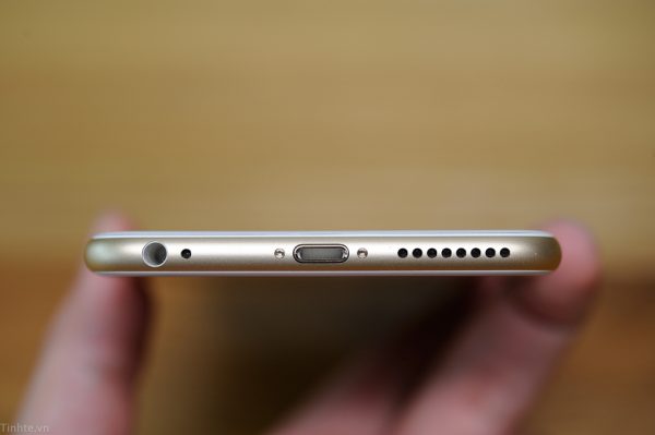 Cách sửa lỗi iPhone nhận sạc nhưng không vào pin