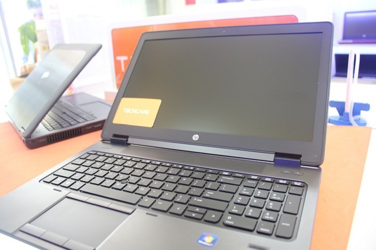 laptop-15-6-inch-dai-rong-bao-nhieu